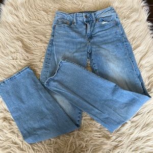 American Eagle Straight Leg Jeans